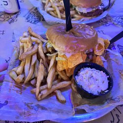River City Cafe - Nacho Crunch Burger