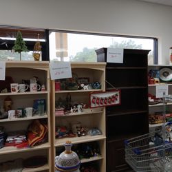 Sheriffs Ranches Thrift Store - Good bookcase prices