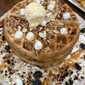 Madres Brunch - IG: @joromero2 & TikTok: @joromero22 - Breakfast & Brunch Near Me - Whittier, California Madres Brunch - IG: @joromero2 & TikTok: @joromero22 - Breakfast & Brunch Near Me - Whittier, California