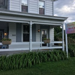 Peachy Salon