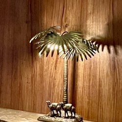 Selva - Jungle-themed decor