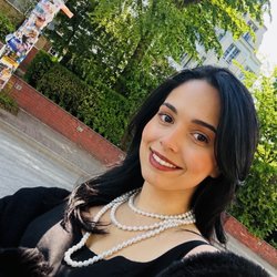 San Marino Psychic - Psychic Lilah