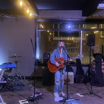 Seahorse - Live music (Kierstin Blue) - Bars Near Me - Asbury Park, New Jersey