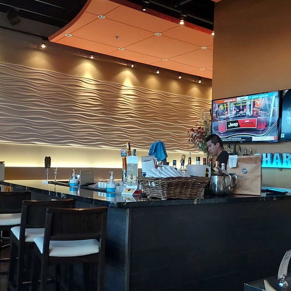 Grace Thai Downtown - Chandler - This Guy is hilarious and Friendly - Thai Near Me - Chandler, Arizona