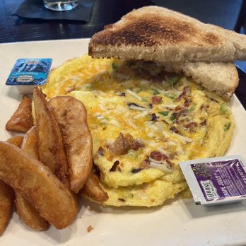 Gordon Biersch - Breakfast bowl that looks like an omelette lol! - Breweries Near Me - Atlanta, Georgia Gordon Biersch - Breakfast bowl that looks like an omelette lol! - Breweries Near Me - Atlanta, Georgia