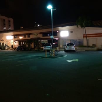 Asahi Grill - Parking lot for Sorobol (far left), Asahi Grill (far center), Yogur Story (far middle right), & a karaoke place to the rt - Breakfast & Brunch Near Me - Honolulu, Hawaii