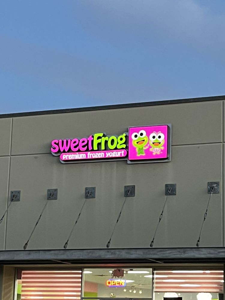 SWEETFROG PREMIUM FROZEN YOGURT Updated September 2024 26 Photos