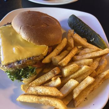 Locos Grill & Pub - Veggie burger - Pubs Near Me - Statesboro, Georgia
