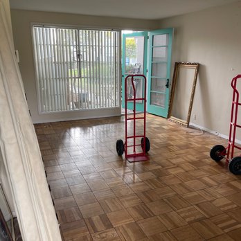 Cozy Moving Solutions - Empty apartment! - Movers Near Me Cozy Moving Solutions - Empty apartment! - Movers Near Me