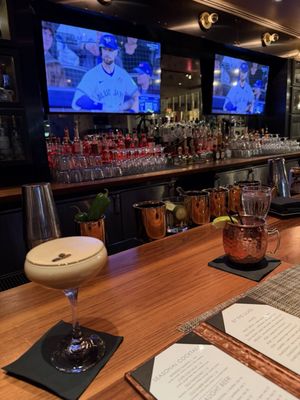 Fin Point Oyster Bar + Grille by null