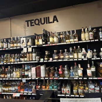 10th Avenue Liquor Store