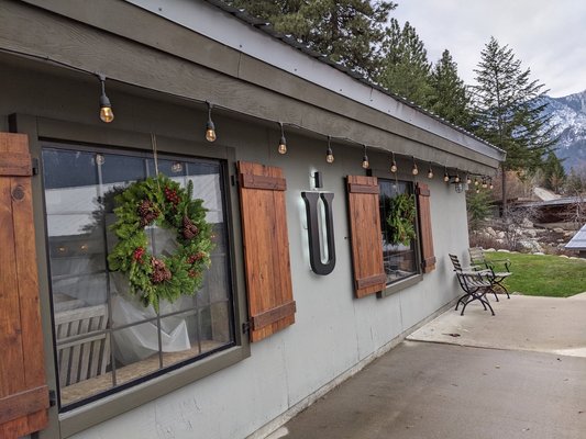 Usurious Wines by null