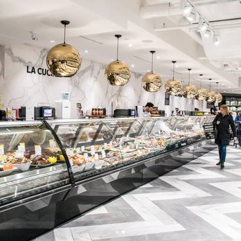 Pusateri's Fine Foods - a view of the counter area - Grocery Near Me - Toronto, Ontario Pusateri's Fine Foods - a view of the counter area - Grocery Near Me - Toronto, Ontario