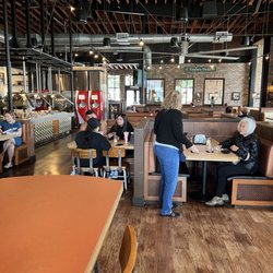 Toppers Pizza Place - Dining area