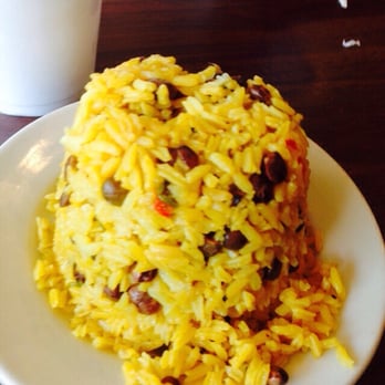Isla Del Encanto - Arroz con gandules - Puerto Rican Near Me - Miami, Florida Isla Del Encanto - Arroz con gandules - Puerto Rican Near Me - Miami, Florida