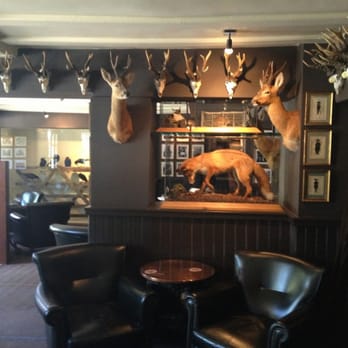 The Carnarvon Arms Hotel - Hotels Near Me - Burghclere, HAM