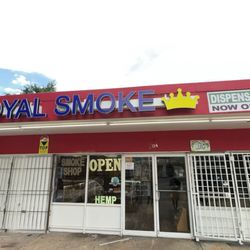 Royals Smoke