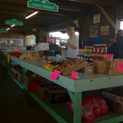 Yak's Farm Market - Vendor stalls