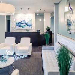 Spine Care - Chronic Conditions and Rehab Center - Waiting Room / Reception