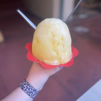 Breakwall Shave Ice - Mango Margarita - Shaved Ice Near Me - Lahaina, Hawaii