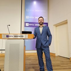 Dr. Rowan Vilar Dentista em Ipanema Rio de Janeiro - NYU - Dental School