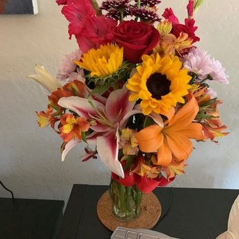 Flowers By Silvestri - Flowers that were delivered on the date that they were originally requested to be delivered 9-21-20 - Florists Near Me - San Bruno, California