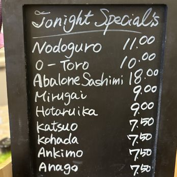 Sushi Que - Sushi Bars Near Me - Honolulu, Hawaii