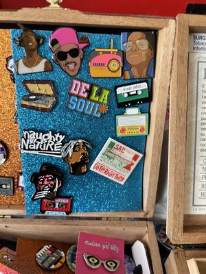 Cookie Wear Showroom Urban Retro by null