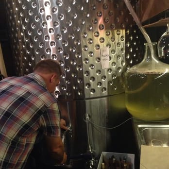 Carruth Cellars - Pour on! - Wineries Near Me - Solana Beach, California Carruth Cellars - Pour on! - Wineries Near Me - Solana Beach, California