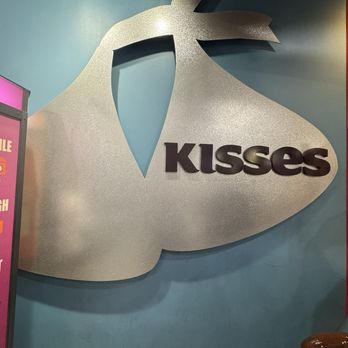 Hershey’s Chocolate World - Chocolatiers & Shops Near Me - Las Vegas, Nevada Hershey’s Chocolate World - Chocolatiers & Shops Near Me - Las Vegas, Nevada