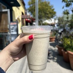 The Juice - almond milk smoothie