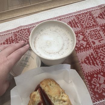 Cafe de Lyon - Signature Butter Scone - Desserts Near Me - Leonia, New Jersey