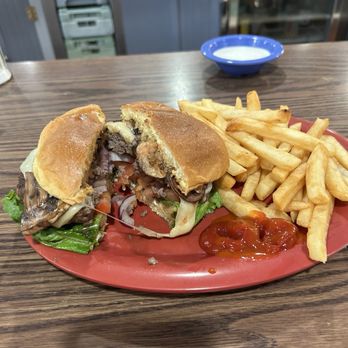 The Potholder Cafe - Burnt burgers - Breakfast & Brunch Near Me - Long Beach, California The Potholder Cafe - Burnt burgers - Breakfast & Brunch Near Me - Long Beach, California