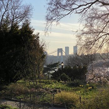 Fort Tryon Park - View of the George Washington Bridge - Parks Near Me - New York, New York Fort Tryon Park - View of the George Washington Bridge - Parks Near Me - New York, New York