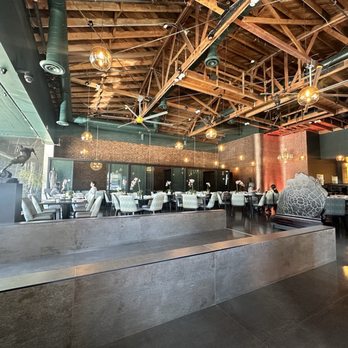 Lunasia Signature - Interior - Dim Sum Near Me - Pasadena, California