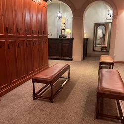 The Cloister Spa at Sea Island - Women's locker room