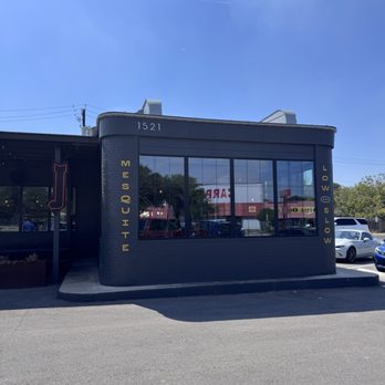 Churchrow Tejas Bbq - Barbeque Near Me - Austin, Texas