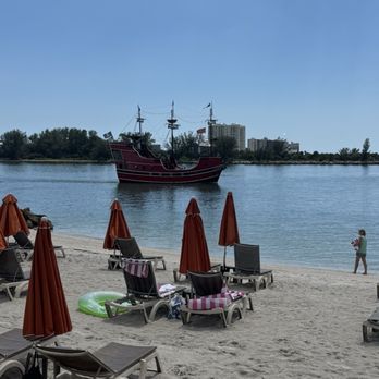 Cabanas Coastal Grill - Beachside - Seafood Near Me - Clearwater, Florida