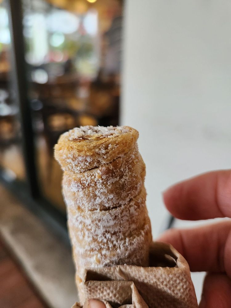 Crocante Cafe & Gourmet Bakery Image