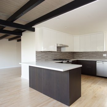 Innovo Builders - San Francisco kitchen remodel, modern cabinetry, quartz countertops, engineered hardwood flooring, painting, windows, and stucco facade - General Contractors Near Me - Palo Alto, California Innovo Builders - San Francisco kitchen remodel, modern cabinetry, quartz countertops, engineered hardwood flooring, painting, windows, and stucco facade - General Contractors Near Me - Palo Alto, California