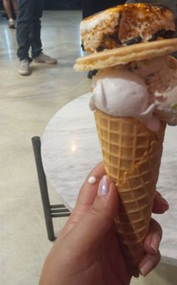 Fatty Daddy's Ice Cream by null