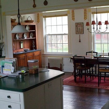 Squire House B & B - Bed & Breakfast Near Me - Dorset, Vermont Squire House B & B - Bed & Breakfast Near Me - Dorset, Vermont