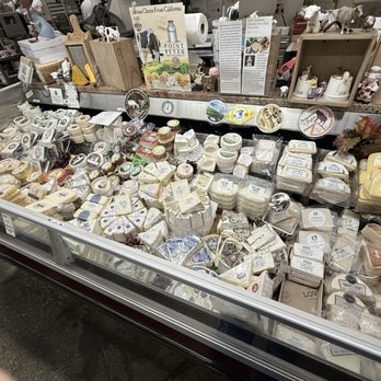 Bianchini's Market - Grocery Near Me - San Carlos, California Bianchini's Market - Grocery Near Me - San Carlos, California