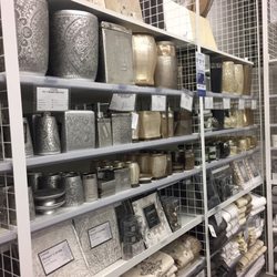 Bed Bath & Beyond