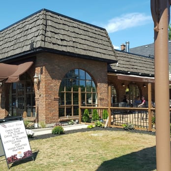 Black Walnut Bakery Cafe - Desserts Near Me - London, Ontario
