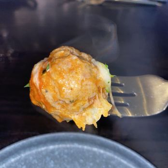 Gordon Ramsay Hell's Kitchen - Look at the smoke coming off of that waygu meatball. Delish! - New American Near Me - Miami, Florida Gordon Ramsay Hell's Kitchen - Look at the smoke coming off of that waygu meatball. Delish! - New American Near Me - Miami, Florida