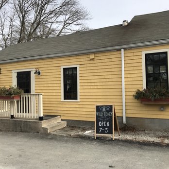 Wild Honey Cafe - Front entrance - Cafes Near Me - Westport, Massachusetts
