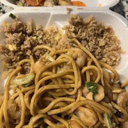 Ting Hao Chinese Restaurant - Beef or Shrimp Lo Mein. Lo Mein comes with carrots and mushrooms which I do not like.