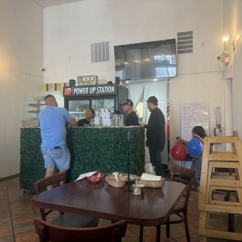 Como en Casa - Colombian Near Me - Emeryville, California