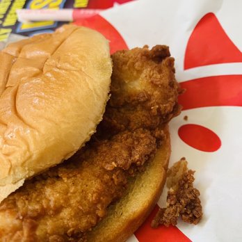 Chick-fil-A - ows a chicken sandwich on a bun - Fast Food Near Me - Mesa, Arizona